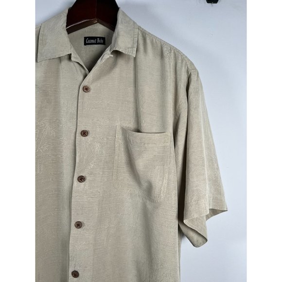 Coconut Bobs 100% Silk Mens Large Hawaiian Camp Shirt Khaki Palm Tree Print - Picture 6 of 13